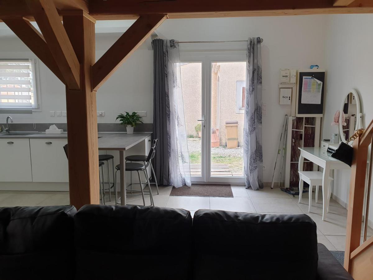 Petite Maison Meublee Entre Avignon Et Carpentras Morieres-les-Avignon Exterior photo